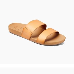 BNWOT Reef Cushion Bounce Vista Sandals